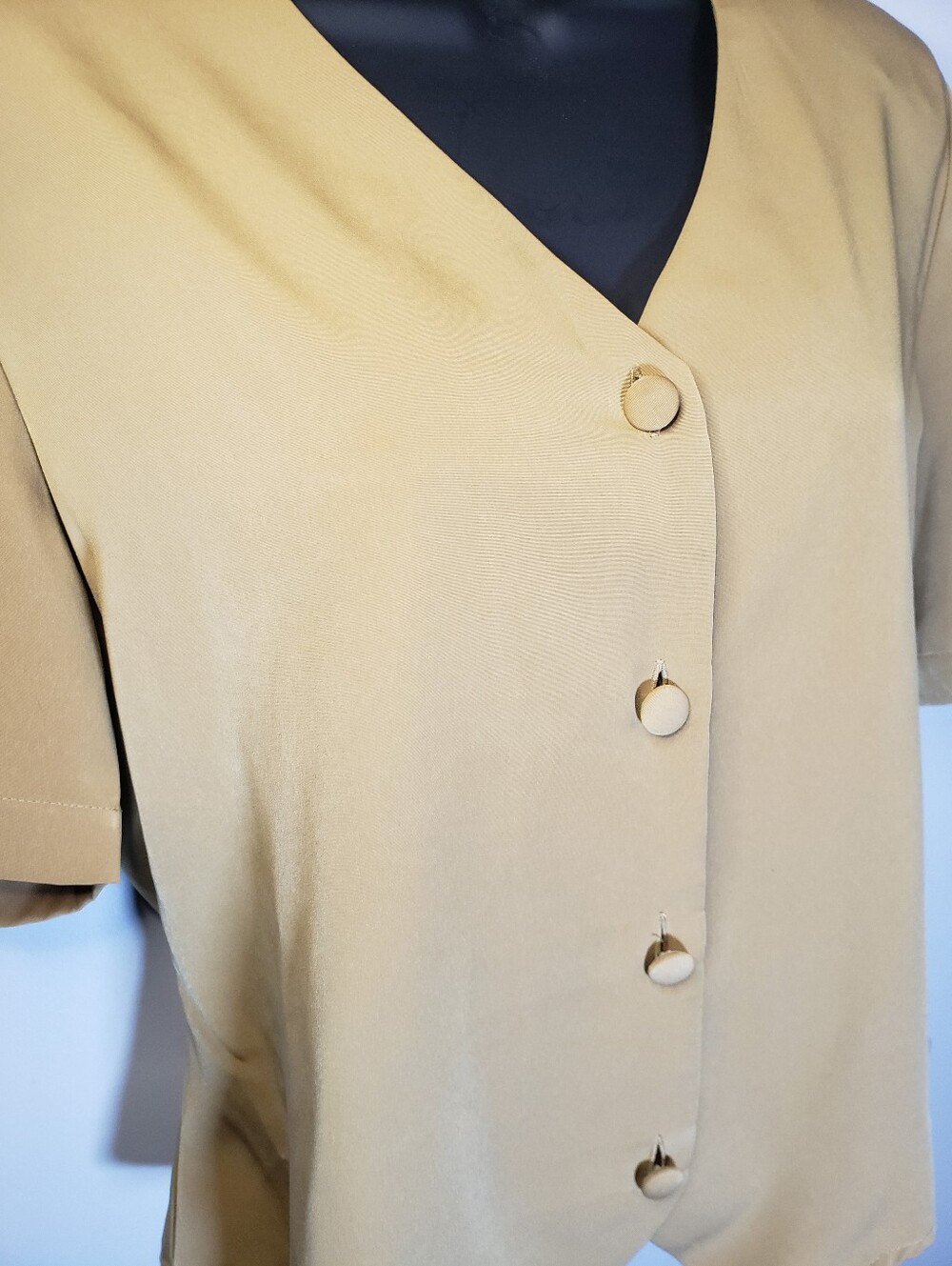 Sag Harbor Petite Blouse 12P Khaki Tan Button Up Short Sleeve Crop Vest Top - Picture 5 of 10